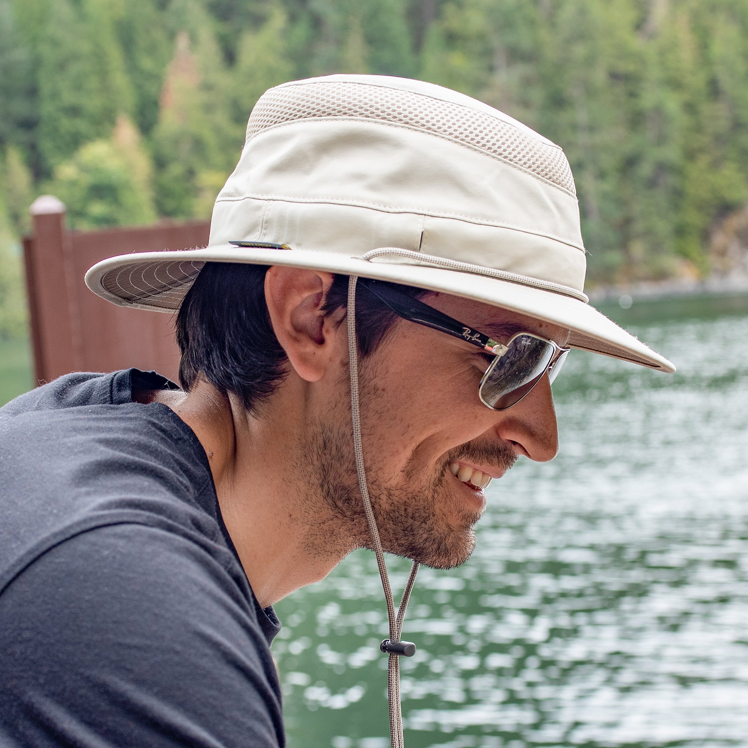 Charter Escape Hat W9