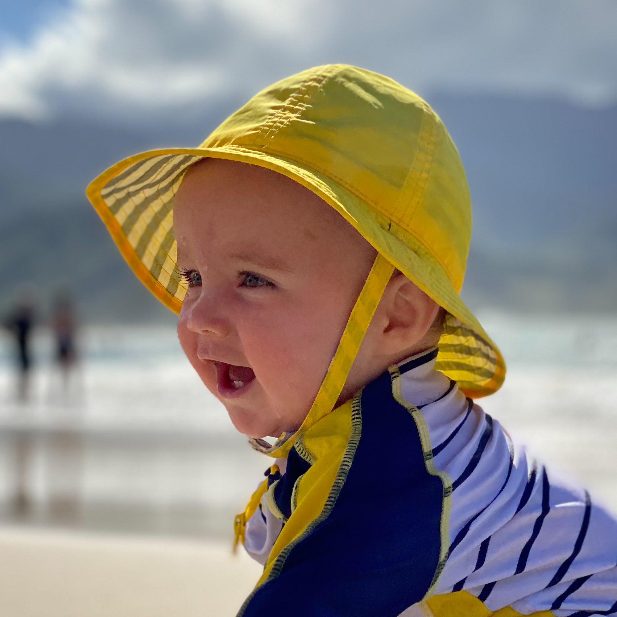 Infant SunSkipper Bucket W7